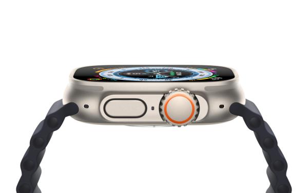 Apple Watch Ultra 2 (2024) 49mm Natural Titanium Case with Dark Green Alpine Loop Medium